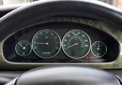 Old instrument panel, before replacement